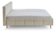 Polsterbett Alva mit Kopfteil-Einzügen und Holzfüßen in Creme – Ansicht 19
