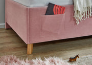 Jugendbett Cool mit Rückenteil und USB-Anschluss, Polsterbett in Rosé – Ansicht 7