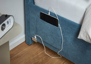 Jugendbett Cool mit Rückenteil und USB-Anschluss, Polsterbett in Blau – Ansicht 5