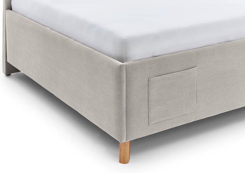 Jugendbett Cool mit Rückenteil und USB-Anschluss, Polsterbett in Cremeweiß – Ansicht 8