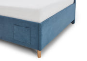 Jugendbett Cool mit Rückenteil und USB-Anschluss, Polsterbett in Blau – Ansicht 6