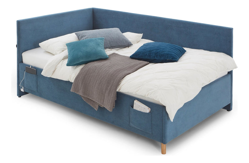 Jugendbett Cool mit Bettkasten & Rückenteil, Polsterbett mit USB in Blau – Ansicht 2