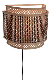 Halbrunde Bambus-Wandleuchte Bhutan von Good&Mojo in Natur mit schwarzem Kabel, Gittergeflecht mit eingelassener Lichtquelle.