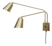 Wandleuchte "It's about RoMi Bremen" mit zwei schwenkbaren, goldfarbenen Metallschirmen an gebogenen Armen und Wandbefestigung.
