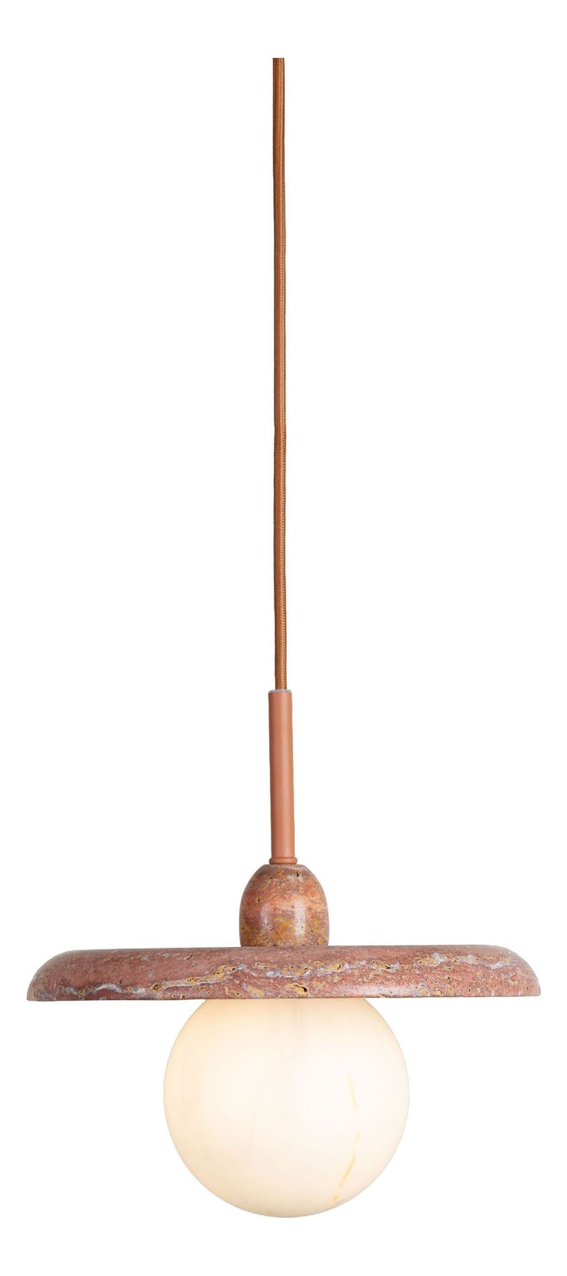 Hängeleuchte It's about RoMi Tivoli in Terrakotta mit flachem Travertin-Schirm und weißer Glaskugel, Kabel im Hängeverlauf.