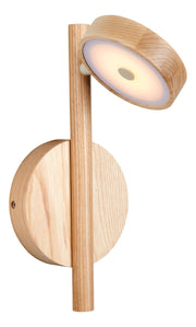 Good&Mojo Wandleuchte Okinawa aus Eschenholz: schwenkbarer runder Schirm mit warmem LED-Licht an schlankem Holzarm.